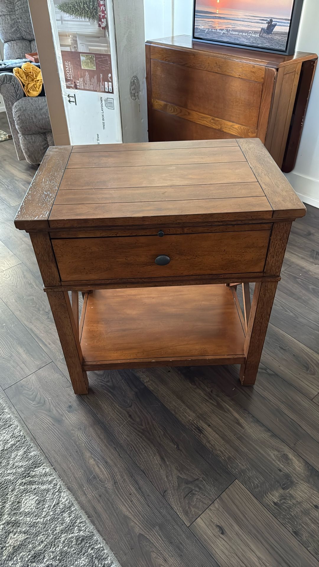 Ethan Allen night stand with Slide out shelf for putting your coffee items