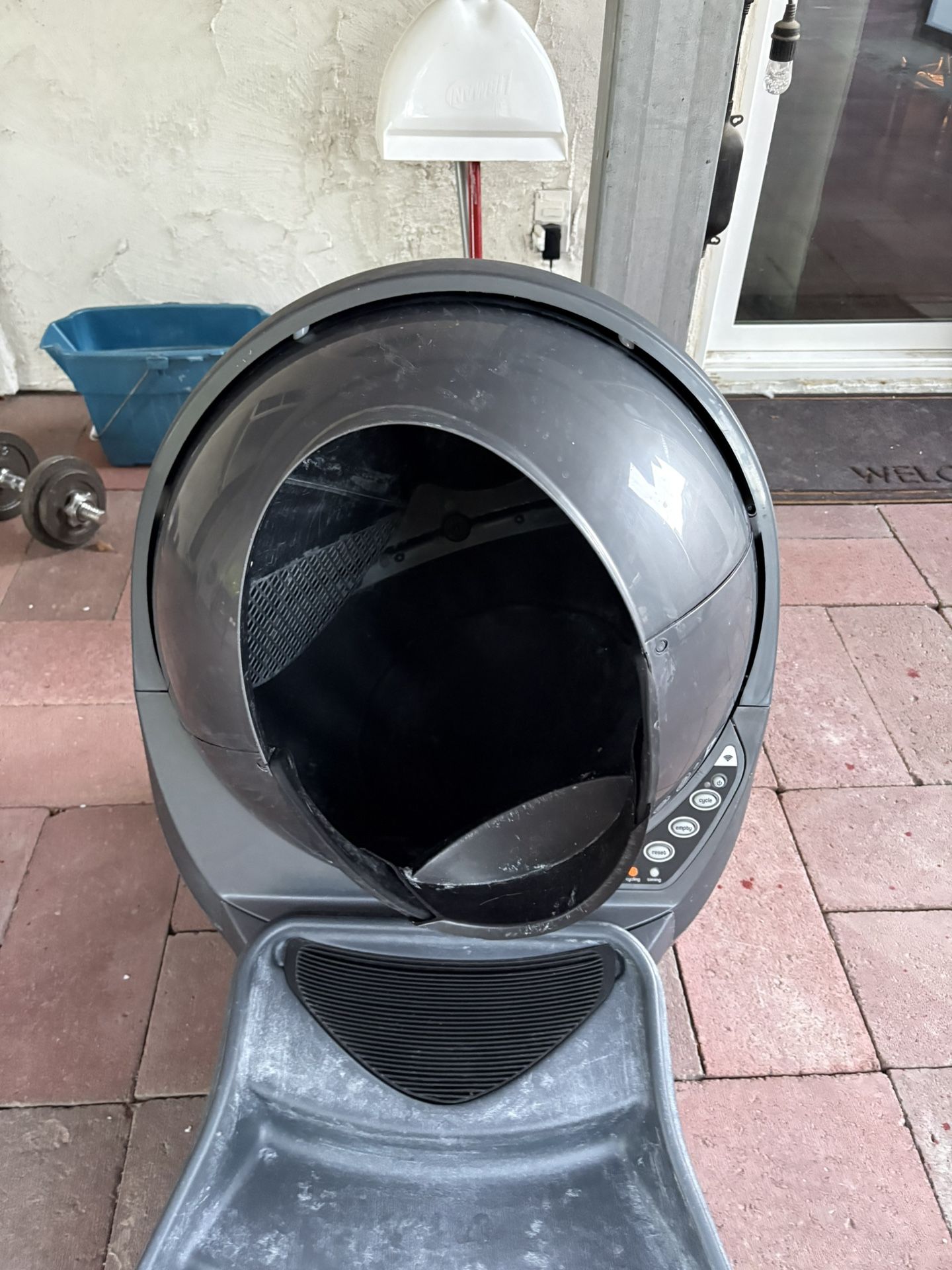 Litter Robot 3 - Automatic Self-cleaning Litter Box. Used, Works Perfectly 