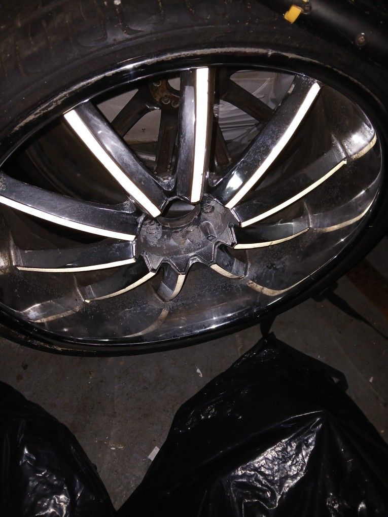 24" Wheels For Sale With 1 New Tire