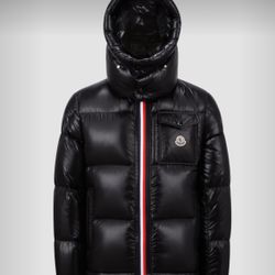 moncler  Coat Steal Price Doesnt Fit Scans And Everything