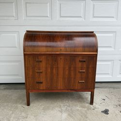 mid century desk DELIVERY INCLUDED