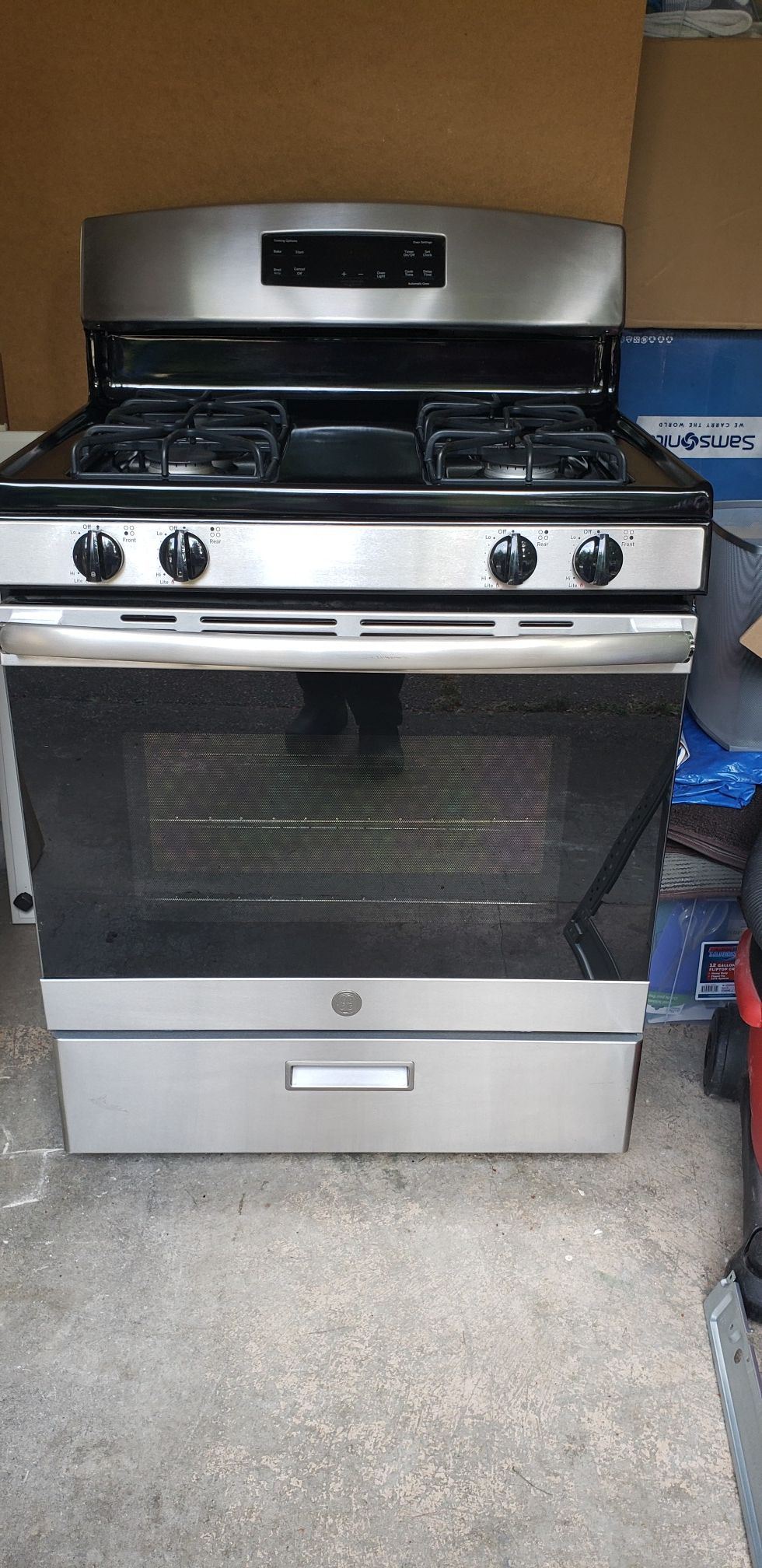 GE Gas Stove