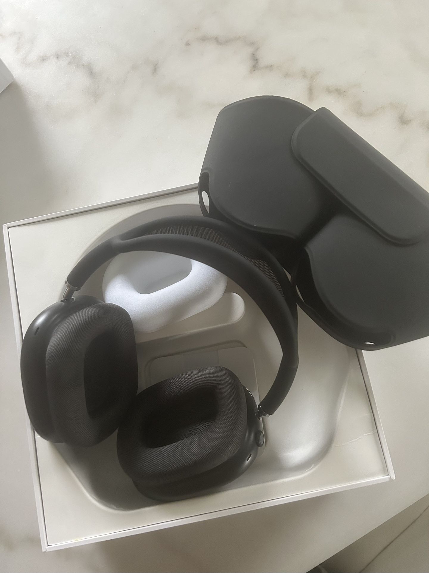 airpods max