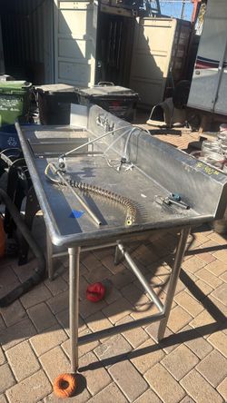 Aluminum sink and countertop