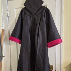 University Of The Incarnate Word Graduation Cap And Gown