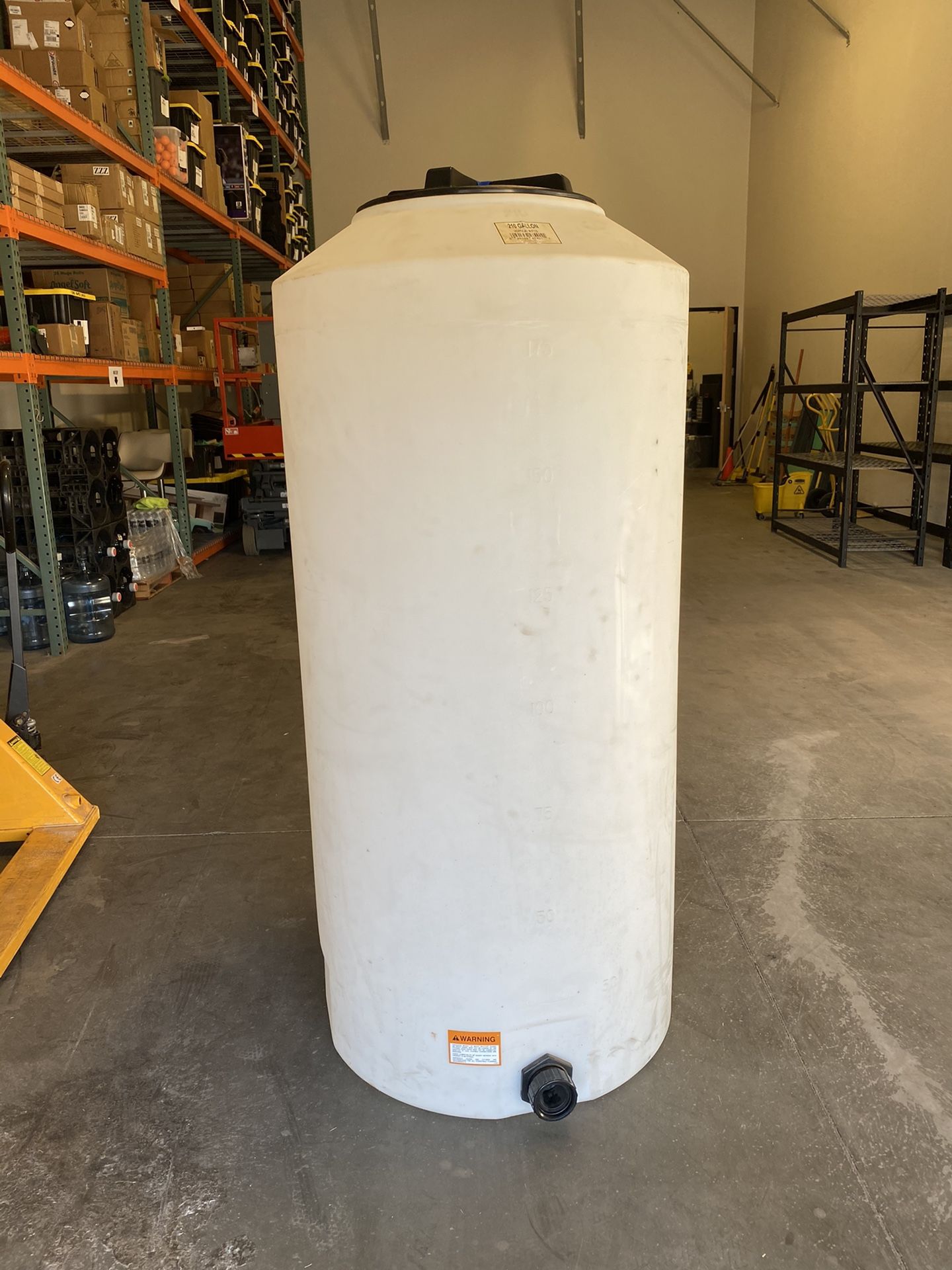 210 gallon vertical water tank