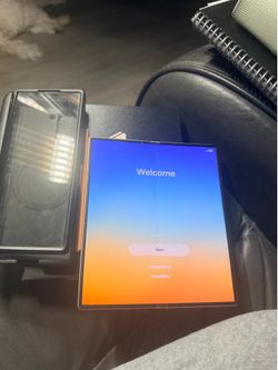 Samsung Galaxy Z Fold6 256GB Factory Unlocked + S Pen + Original Box