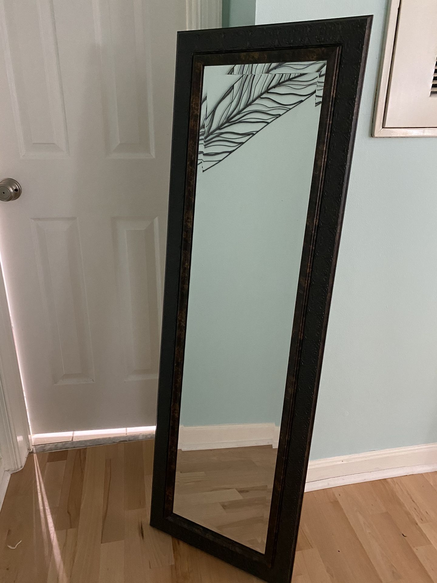 Hanging Wall Mirror