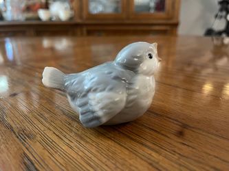 Vintage Otagiri Grey and White Bird Figurine - Japan