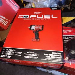 Firm Price🛑 Milwaukee M18 Fuel 1/2" high torque impact Wrench. New. W/6.0 battery included. Only" precio firme🛑
