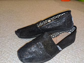 Tom's Black Glitter Flats
