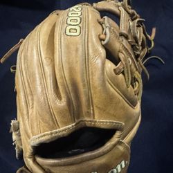 Wilson A2000 DP15 Baseball Glove  11.5”