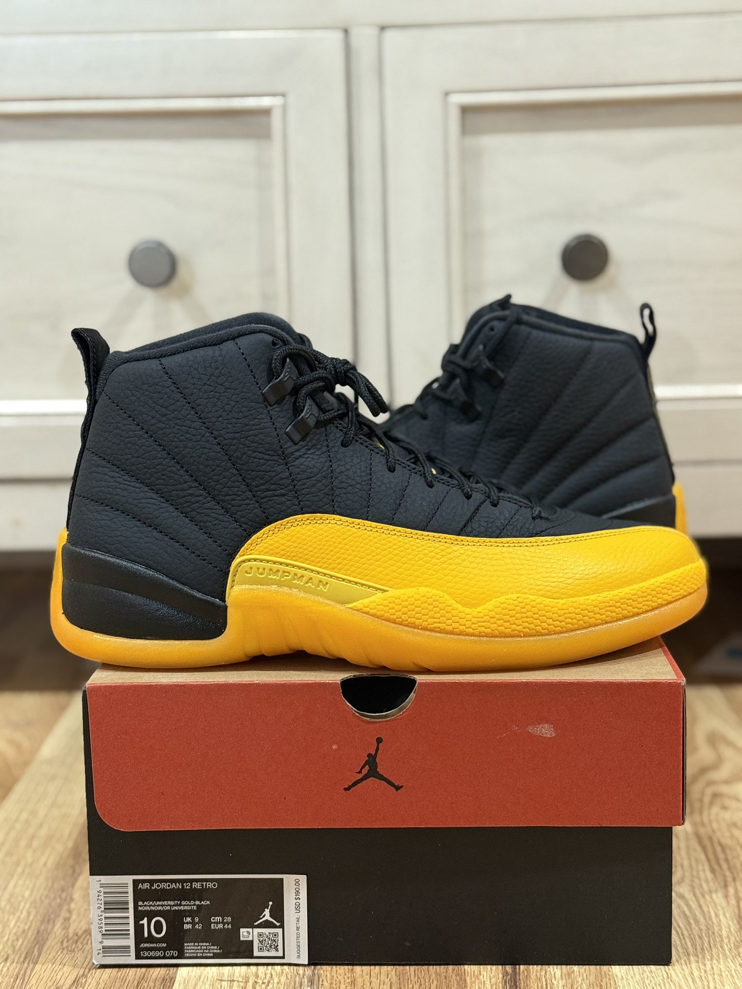 Retro 12 Black University Gold Sz 10 (2020)