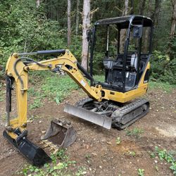 Caterpillar Excavator 