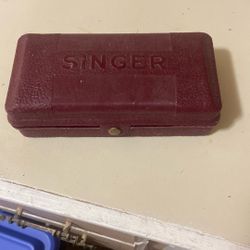 “Swinger” Buttonholer