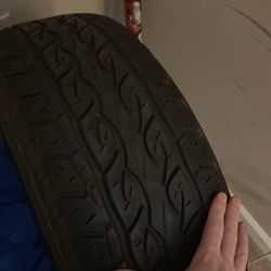 265/70/17 Tire