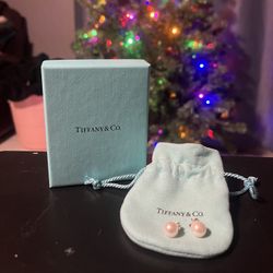 Tiffany & Co. Signature Pearls Earrings