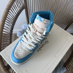 Jordan 1 Retro High 