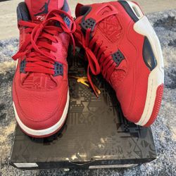 Air Jordan 4 Retro Fiba Size 12