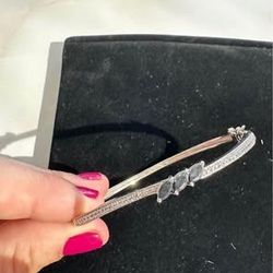 DIAMOND EMERALD BANGLE BRACELET IN SILVER AVAILABLE