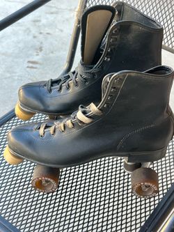 Vintage 1979 men’s skates