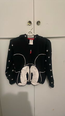 2 Hoodies
