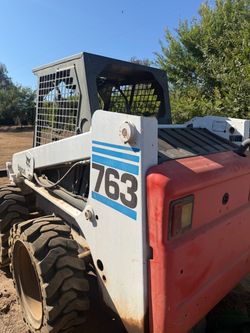 2001 Bobcat 763 Skid Steer – 2,900 Hours – Solid Tires – Runs Great