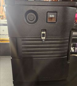 Cambro 6000  Insulated Food Pan Carrier with Heating / Hot Box