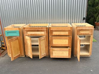 Kitchen Caninets - Solid wood
