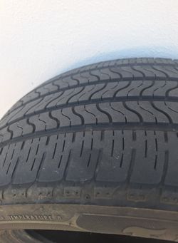 FIRESTONE ALL SEASON TIRES (2)
