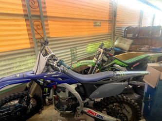 2018 KX 450 Kawasaki & 2011 Yamaha YZ 250 F