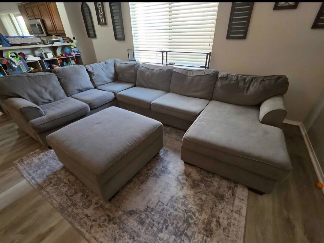 Large Sectional With Storage Ottoman