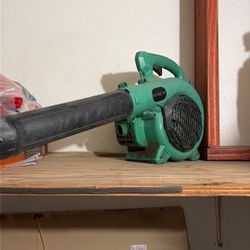 Hitachi Leaf blower (READ DESCRIPTION)