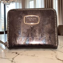 Michael Kors Metallic Wallet 