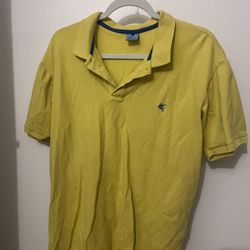 Men's Yellow Short-Sleeve Polo with Subtle Chest Emblem