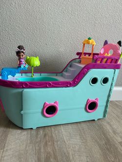 Gabby cruise ship