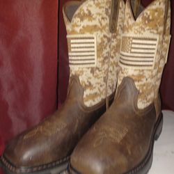 New AIRAT WORKHOG BOOTS SIZE 11