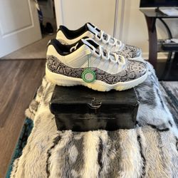 Rare! Air Jordan 11 Retro Low "Light Bone Snakeskin" New w/Box! 