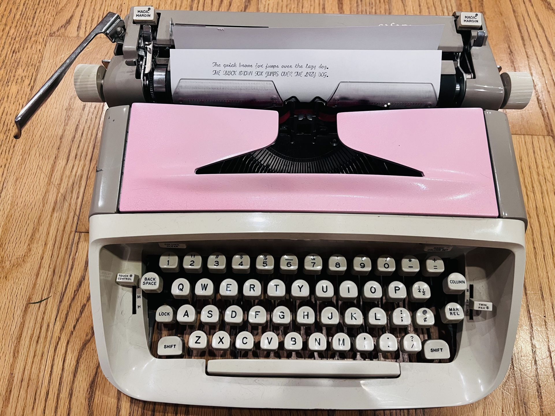 Royal Safari cursive Typewriter