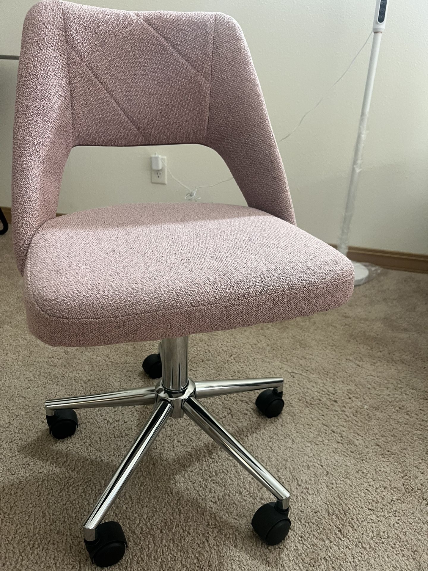 Pink Desk Chair