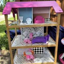 Kidcraft Rolling Doll House