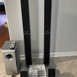 Panasonic SC-HT740 Home Theater System 