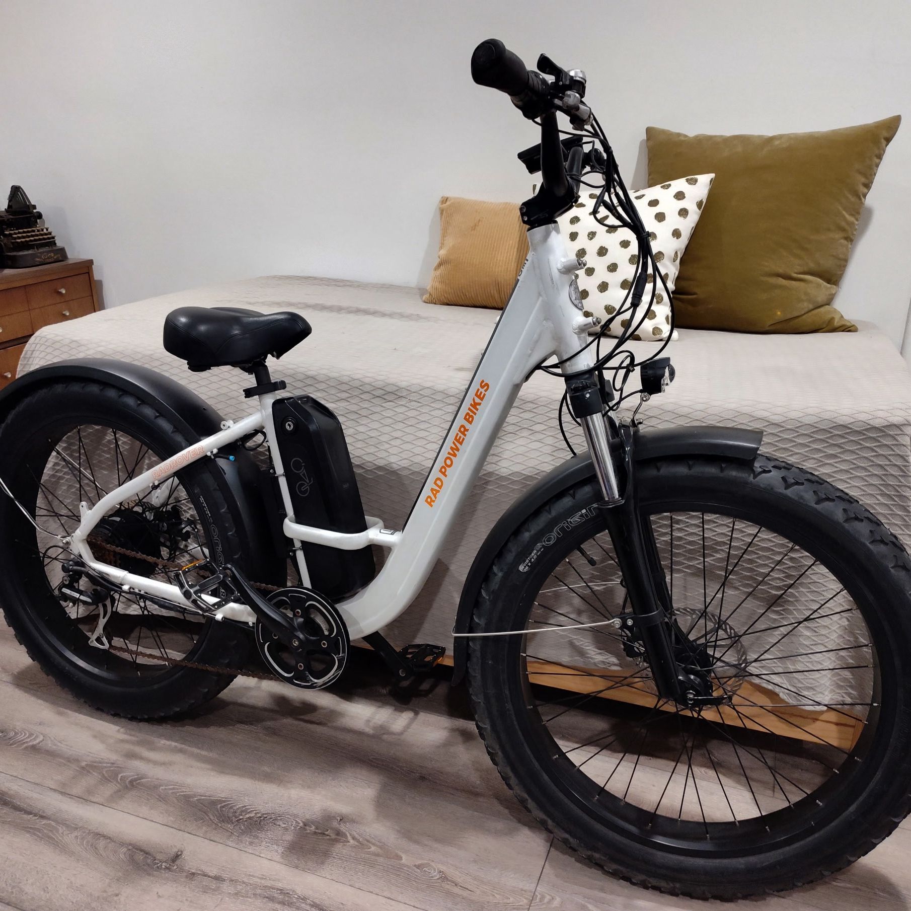 Rad Rover Step Through Rad Power Bikes Rad Rover Step Thru 1 for Sale in Torrance, CA - OfferUp