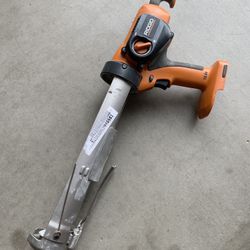 Rigid Cordless Caulking Gun