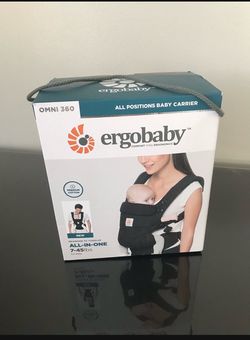 Ergobaby Carrier, Omni 360 All Carry Positions Baby Carrier, Pure Black