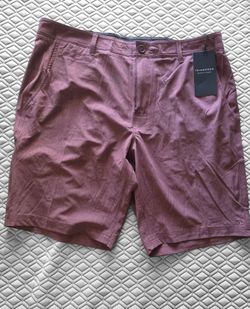 7 Diamonds Men's Maroon Flat Front Casual  Hybrid Shorts Size 36 Nwt