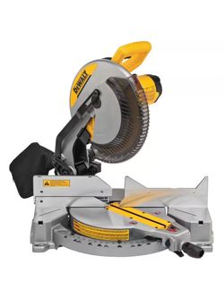 DEWALT Compound Miter Saw DWS715