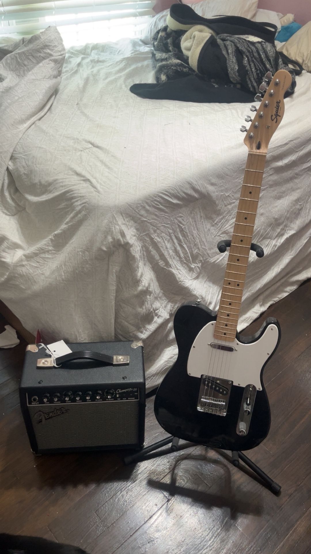 Electric Guitar Squire Telecaster