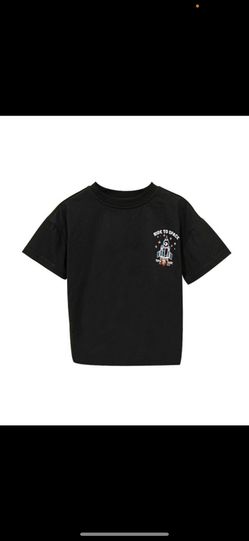 Black T-shirt