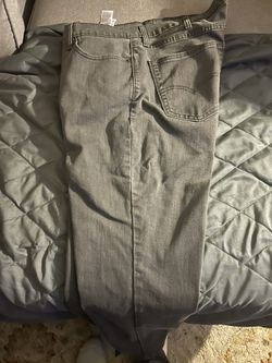 Levi Jeans Waist 40 Length 30